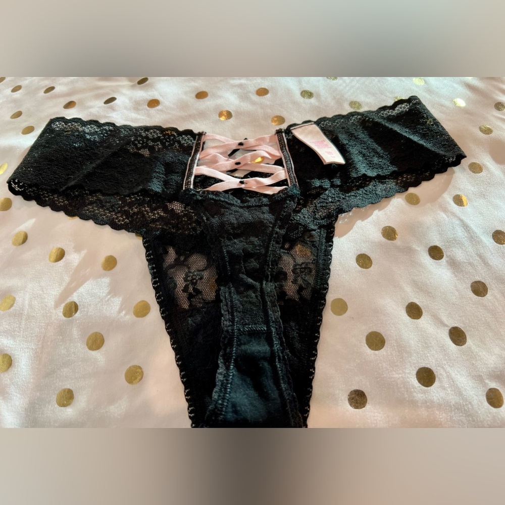 VS Black Lace Thong S/P - Picture 3 of 4
